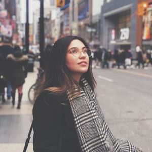 Meet your Posher, Renata